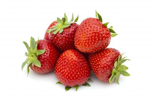 Verdi aardbeien van aardbeiplanten